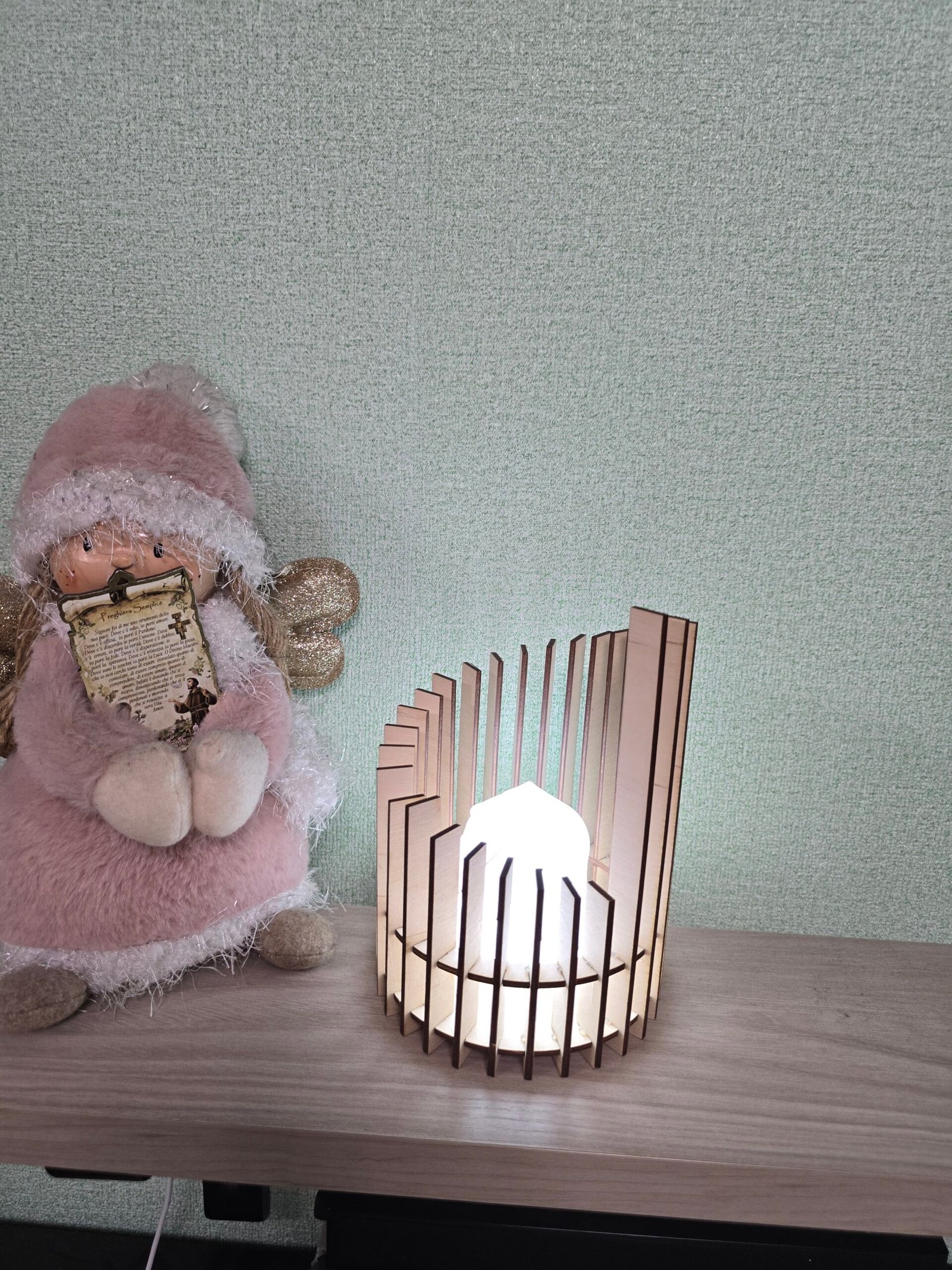 Lampada USB in Legno – Design Artistico e Luce Notturna Decorativa - immagine 3