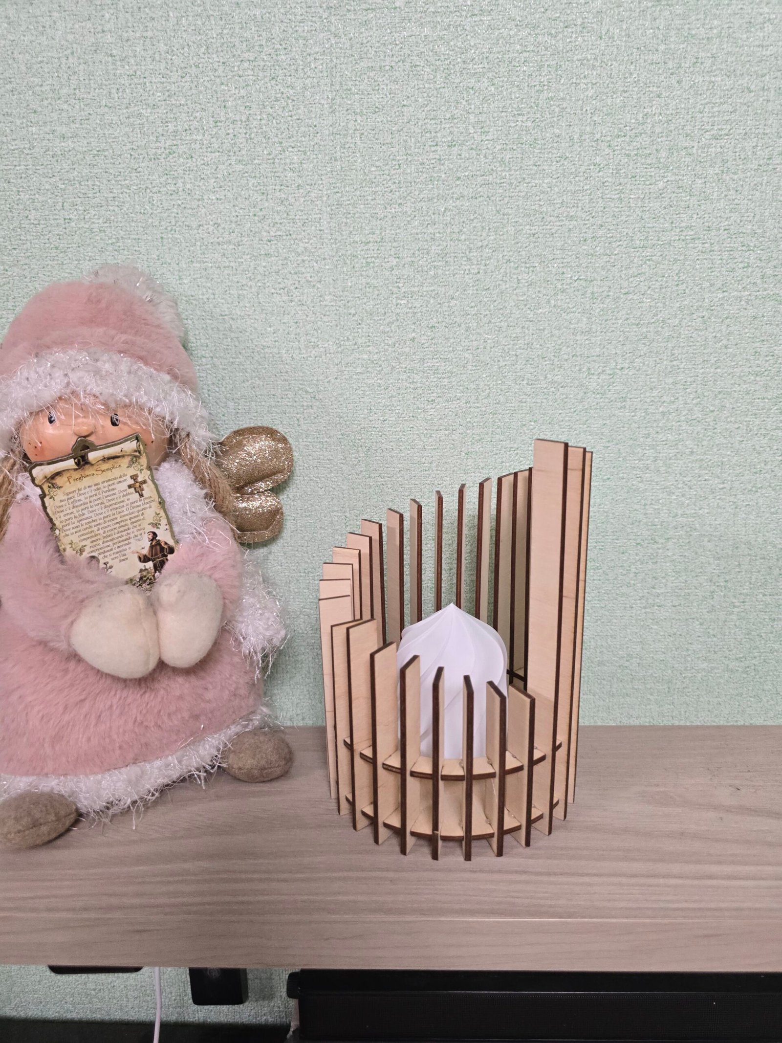 Lampada USB in Legno – Design Artistico e Luce Notturna Decorativa - immagine 2