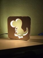 Lampada da Comodino Dinosauro – Stampa 3D & Incisione Laser | USB | Luce Notturna per Bambini