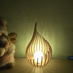 Lampada USB in Legno – Design Artistico e Luce Notturna Decorativa